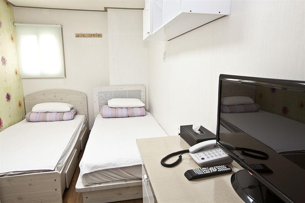 24 Guesthouse Edae Seul Dış mekan fotoğraf