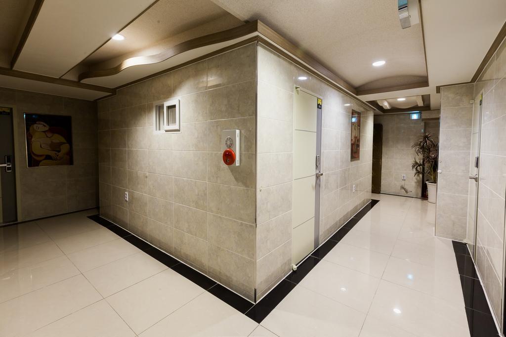 24 Guesthouse Edae Seul Dış mekan fotoğraf